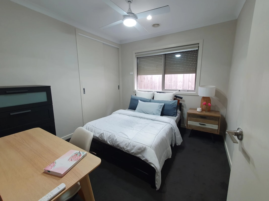 Room for Rent in Greenvale, Melbourne 250, Flexib...