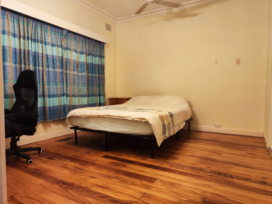Room for Rent in Blackburn, Melbourne 250, Furnis...