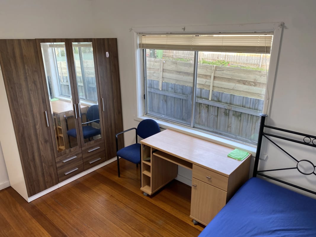 Room for Rent in Kingsbury, Melbourne 155, Furnis...
