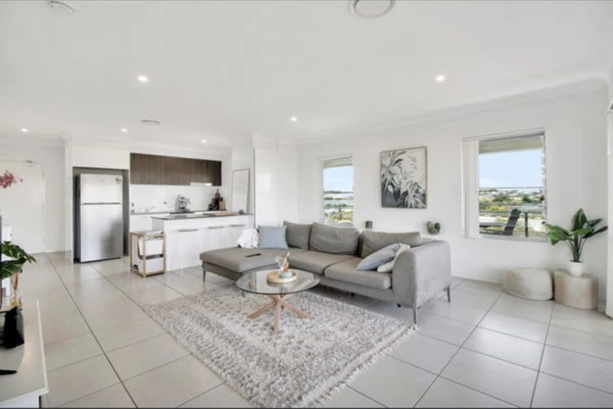 Room for Rent in Cannon Hill, Brisbane 200, Unfur...