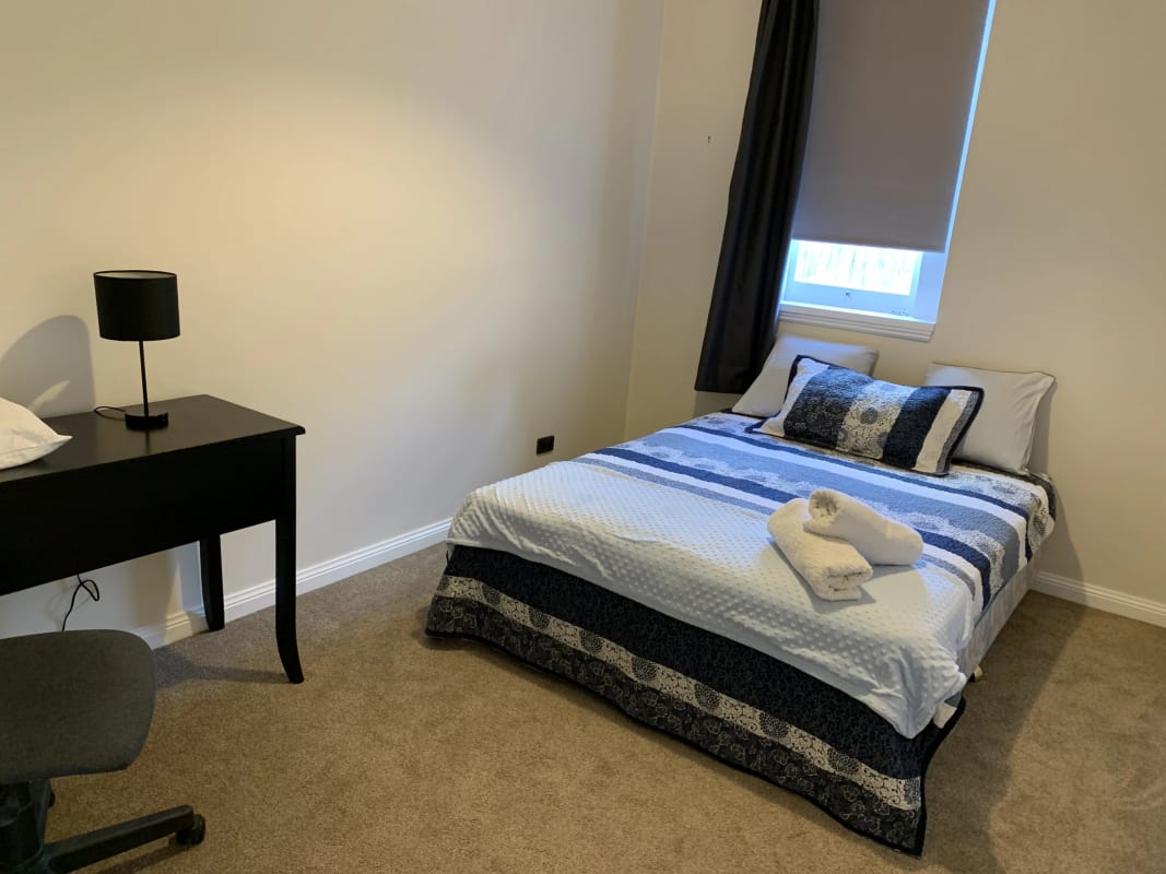 Room for Rent in Bathurst, NSW 260, Furnished, Sh...