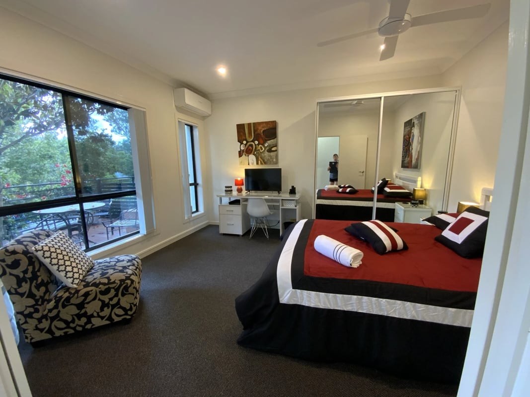 Room for Rent in Carindale, Brisbane 275, Furnish...