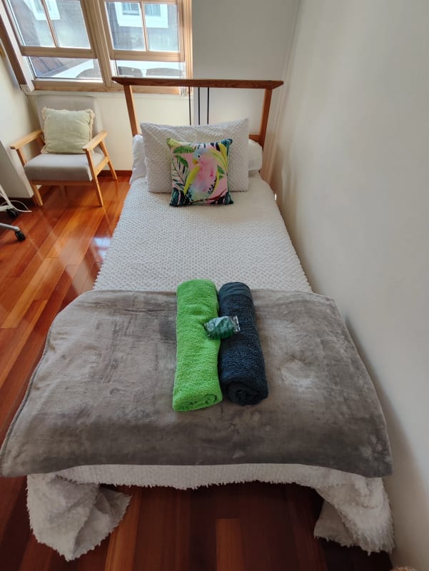 Room for Rent in Ashfield, Sydney 280, Furnished,...