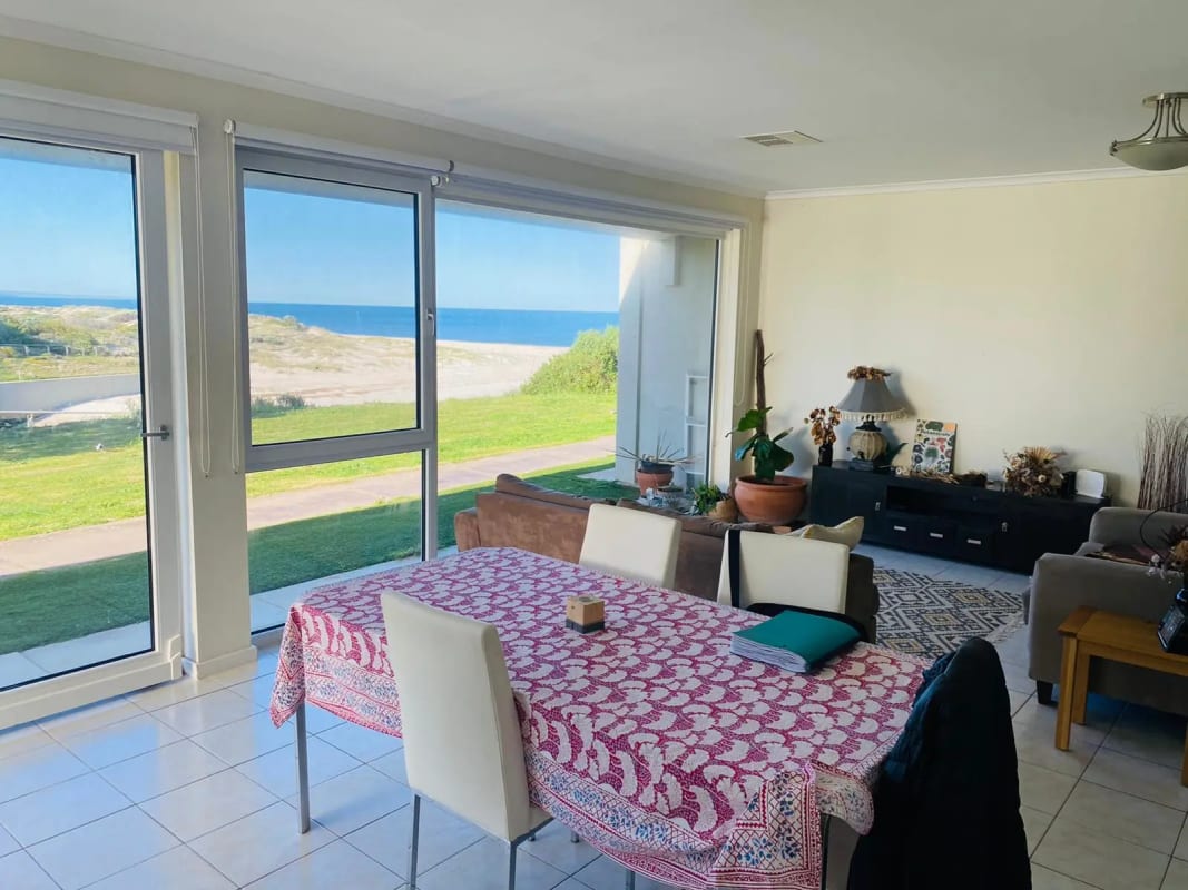 Room for Rent in Henley Beach South, Adelaide 280...