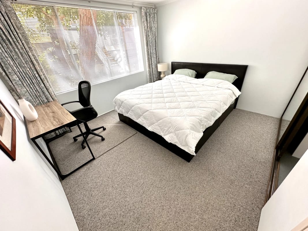 Room for Rent in Miranda, Sydney 300, Furnished,