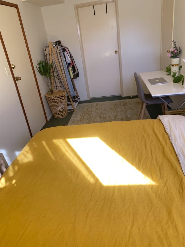 Room for Rent in Palm Beach, Gold Coast 150, Unfu...