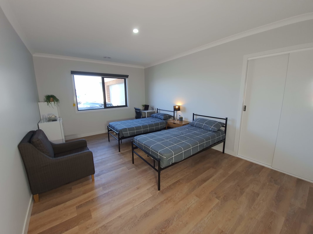 Room for Rent in Warragul, VIC 260, Furnished, Sh...