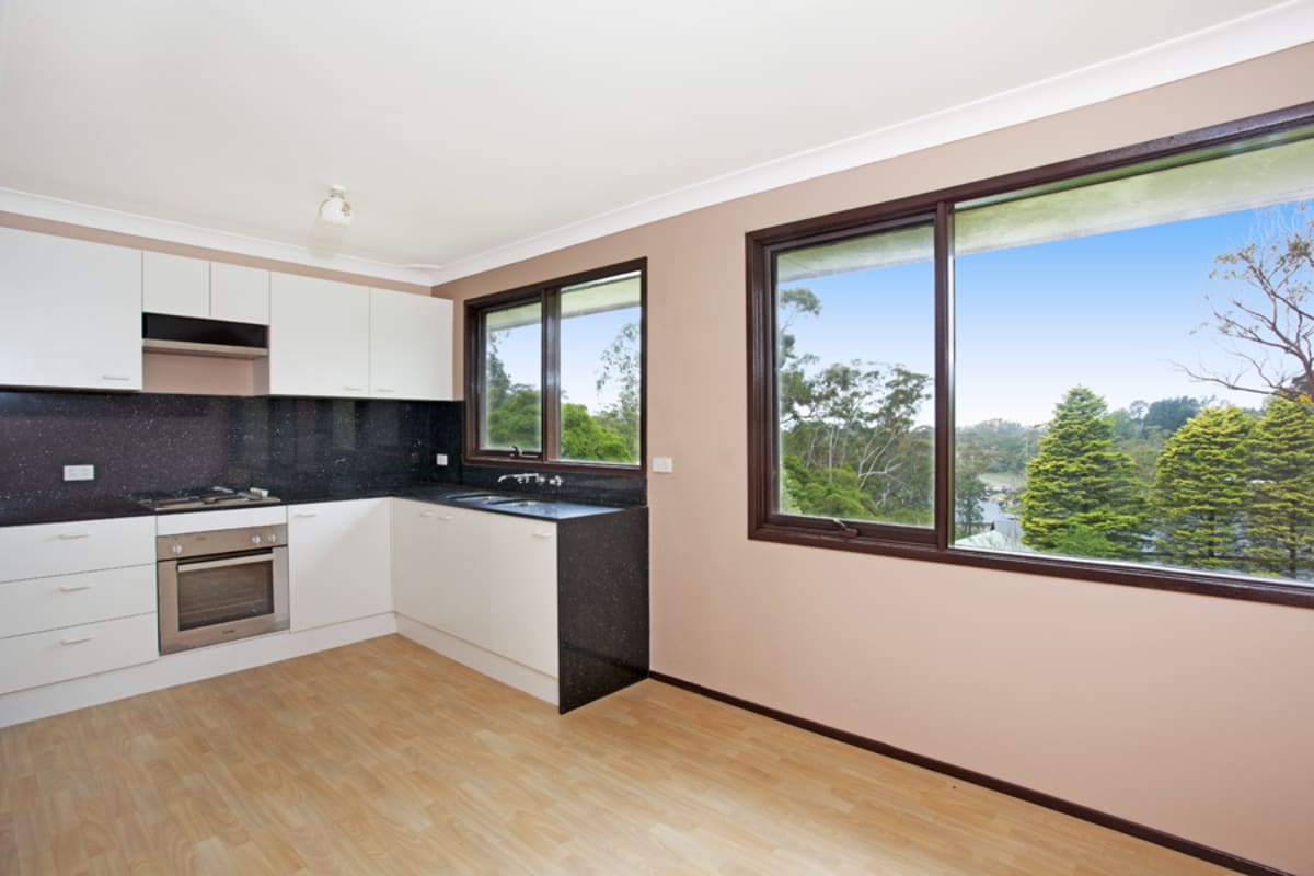 Room for Rent in Hazelbrook, NSW 250, Flexible wi...