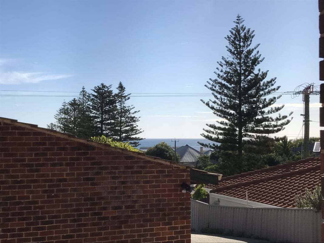 2 Rooms for Rent in Watermans Bay, Perth 220240,...
