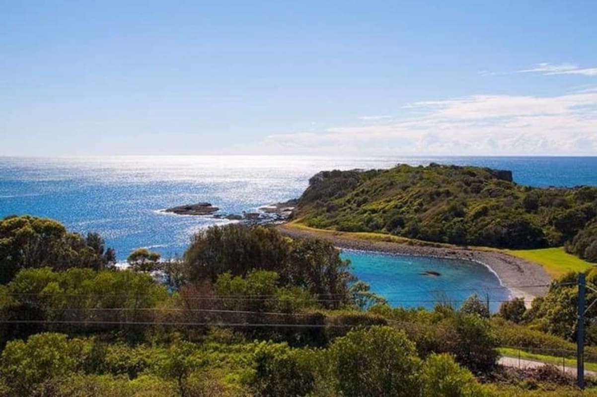 Room for Rent in Kiama Downs, NSW 200, Unfurnishe...