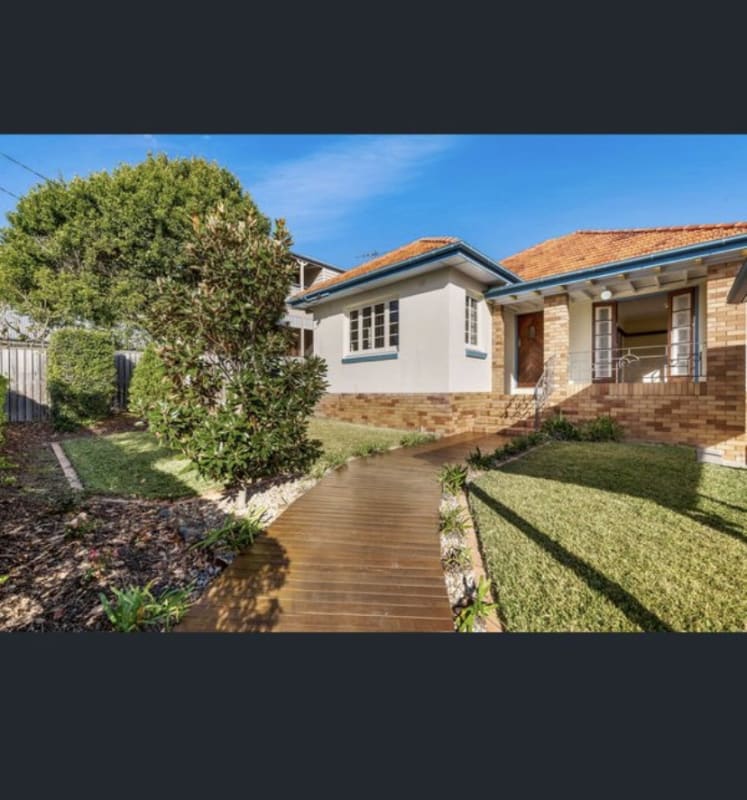 Room for Rent in Camp Hill, Brisbane 220, Flexibl...