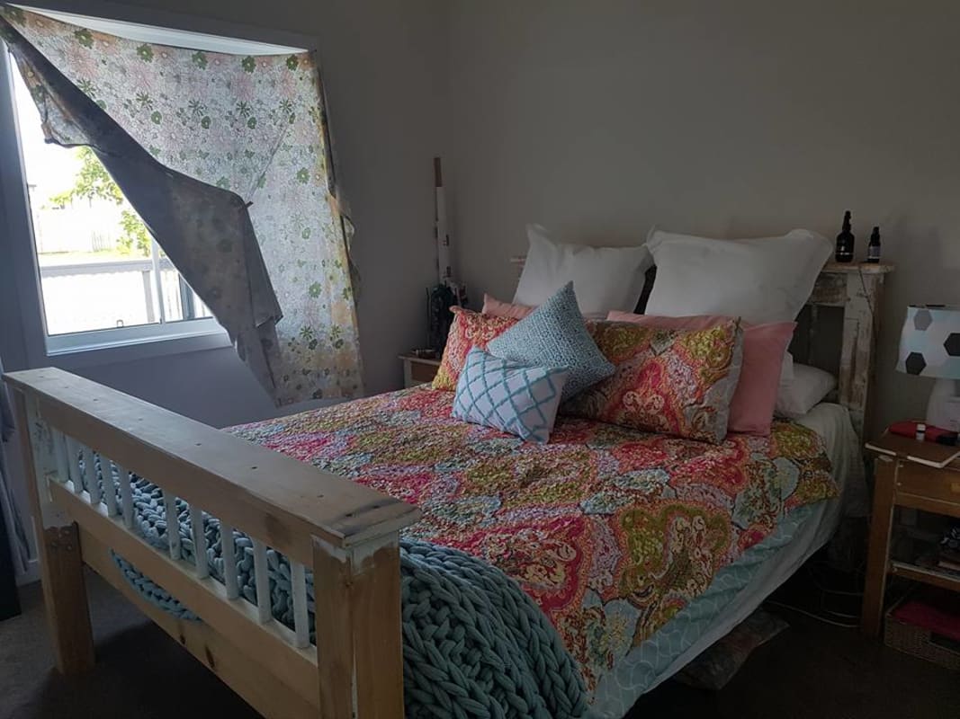 2 Rooms for Rent in Mount Low, Townsville 150, Fl...