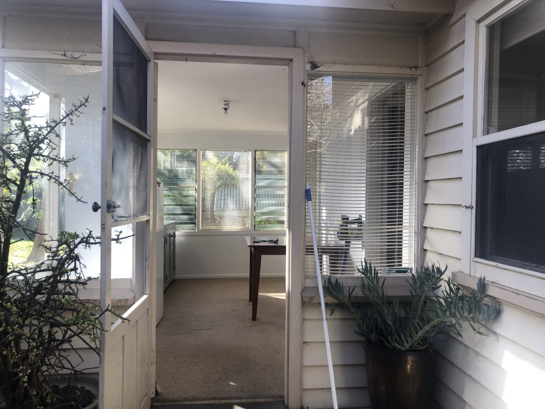 Room for Rent in Newtown, Geelong 180, Flexible w...